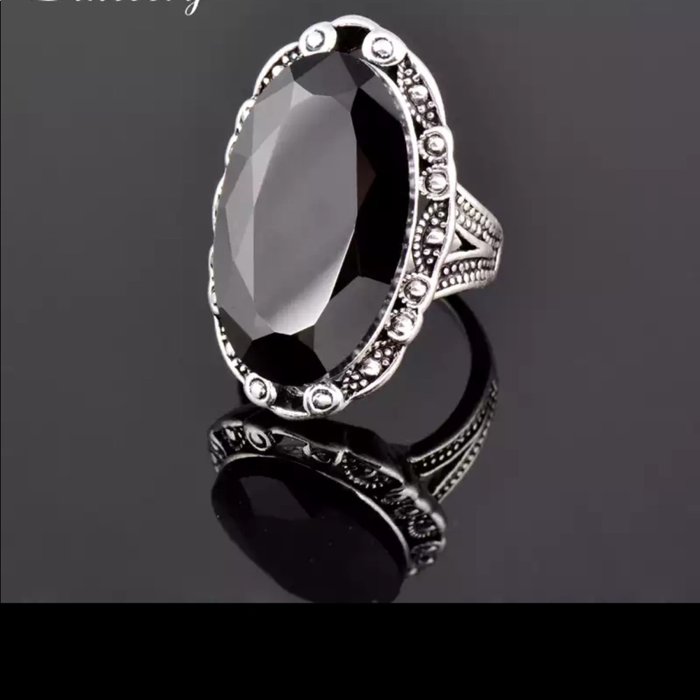 Vintage Black Oval Stone Ring Antique Silver Color